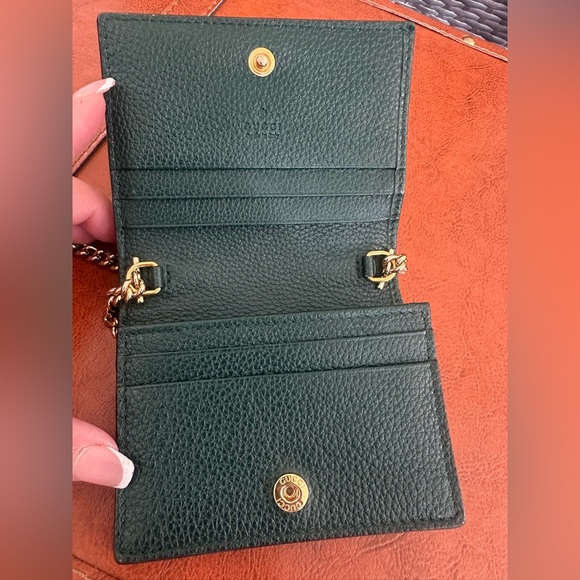 Gucci Forest Green Leather Bag with Gold Accents - Picture 5 of 8